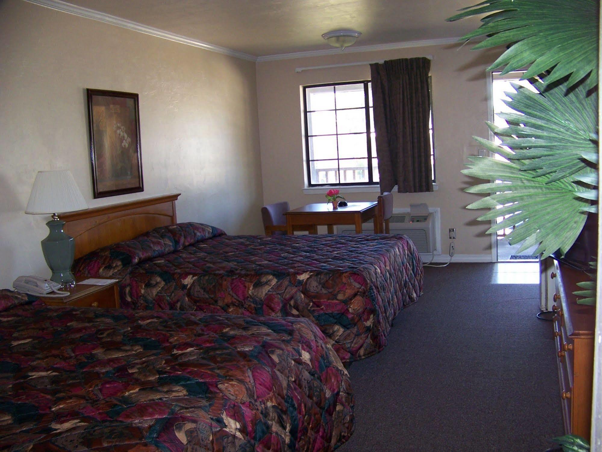 Emerald Sands Inn Milton Esterno foto